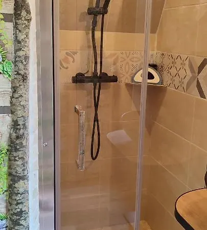 Hotel La Des Amoureux 3*